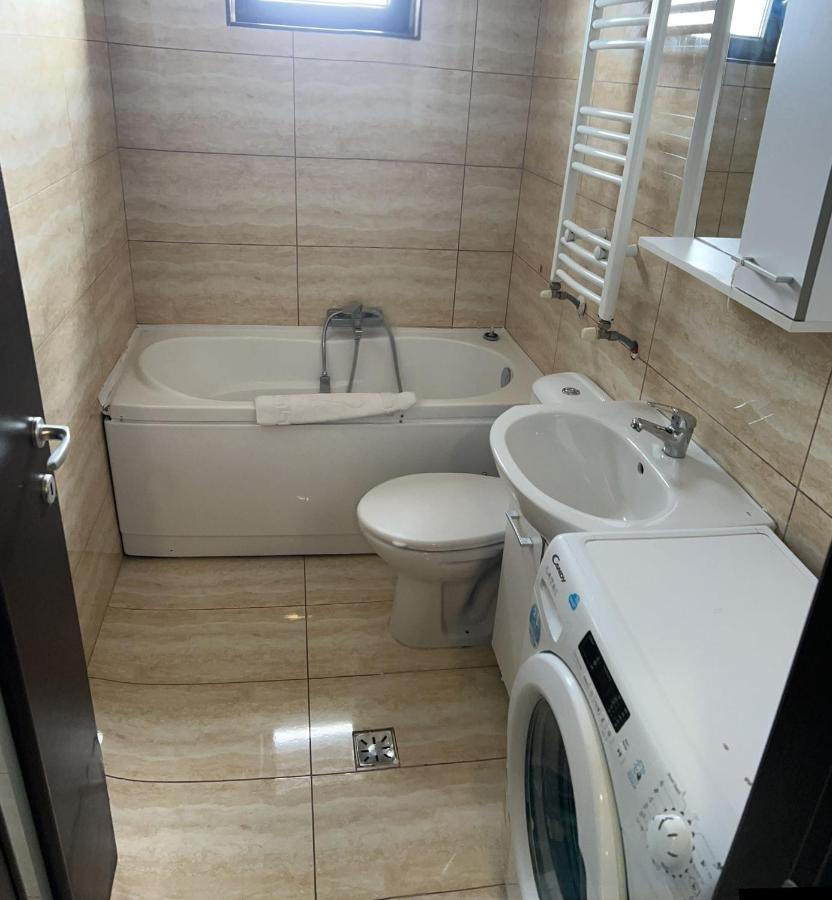 Chez Ana Apartment Отопени Екстериор снимка