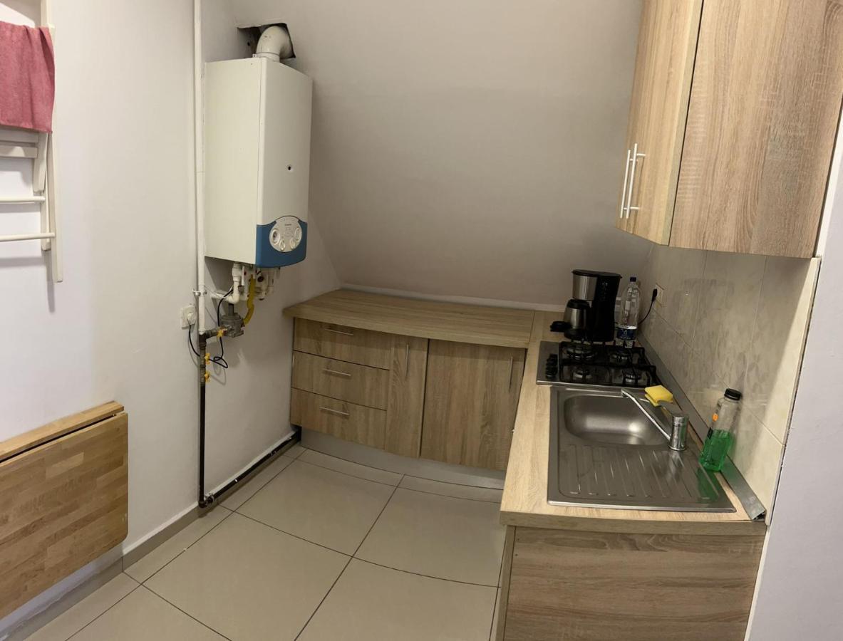 Chez Ana Apartment Отопени Екстериор снимка